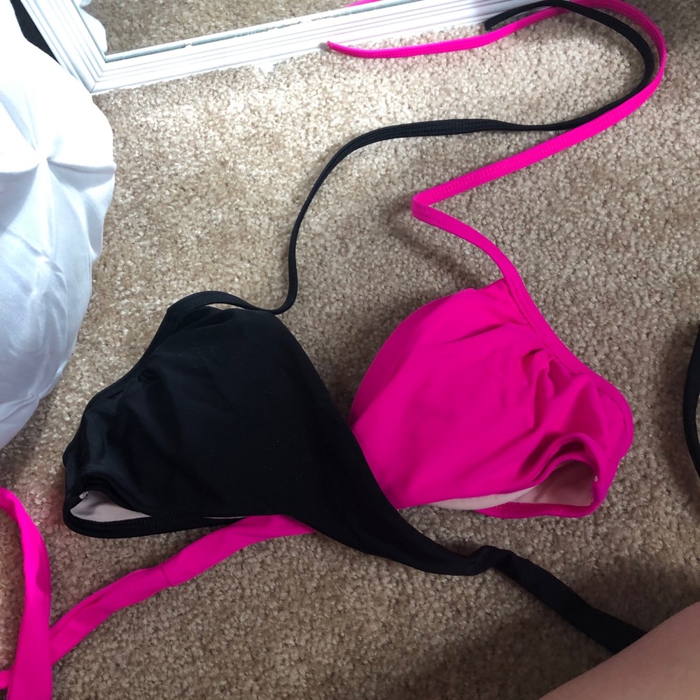Victoria’s Secret bikini top